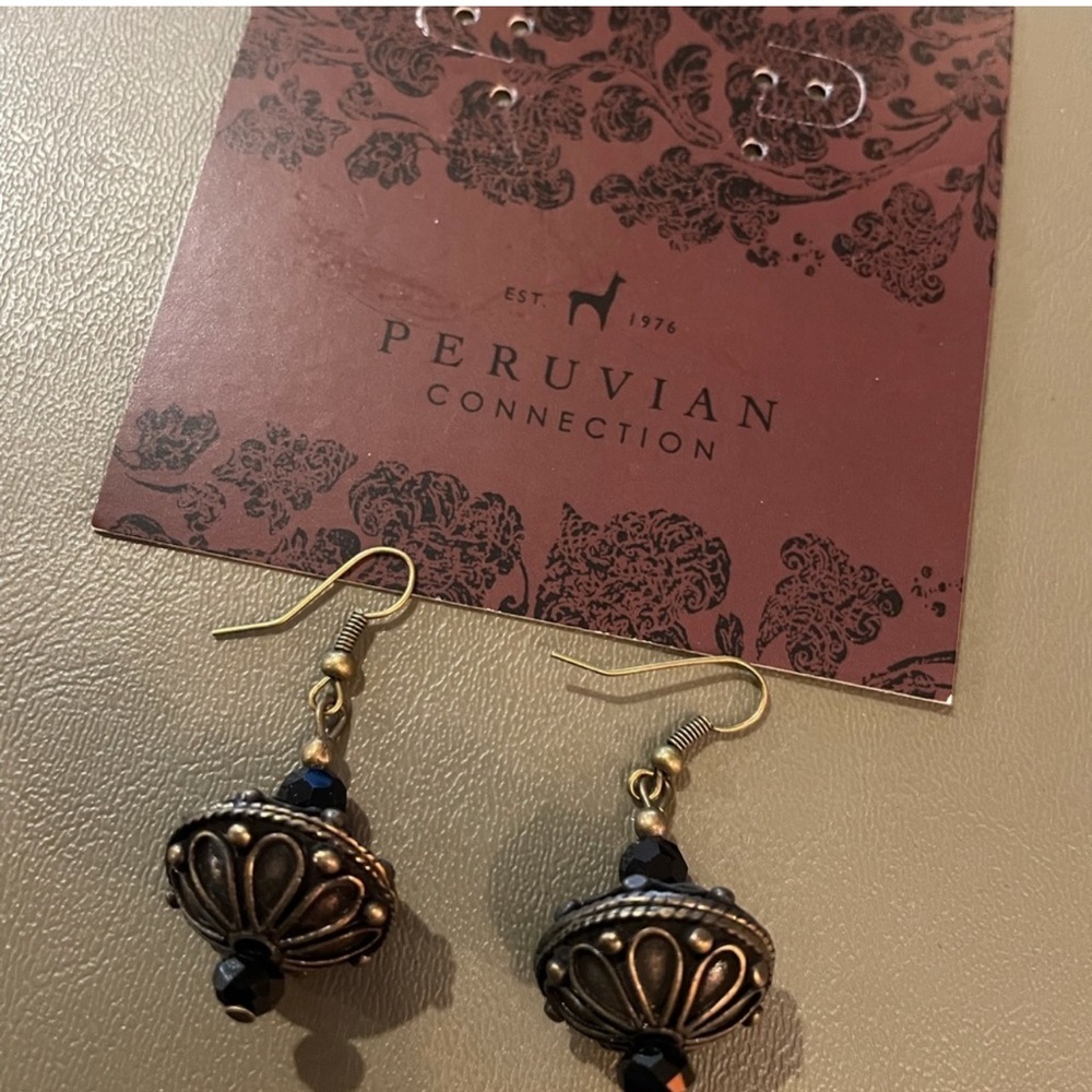Peruvian Connection Jewelbox Pierced Earrings.